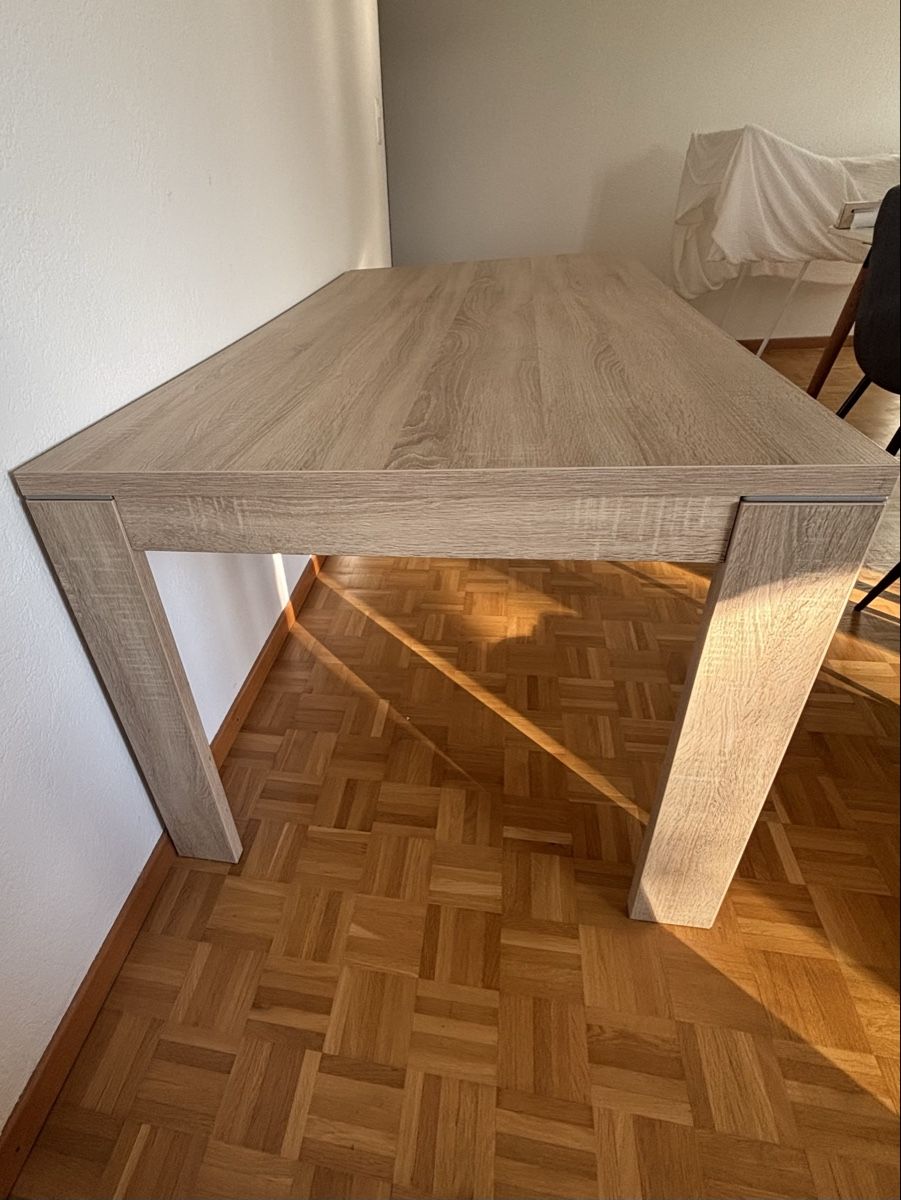Tavoli: Grosser Esstisch aus Holz – Usato da Oberengstringen venduto da kes_7wct 2