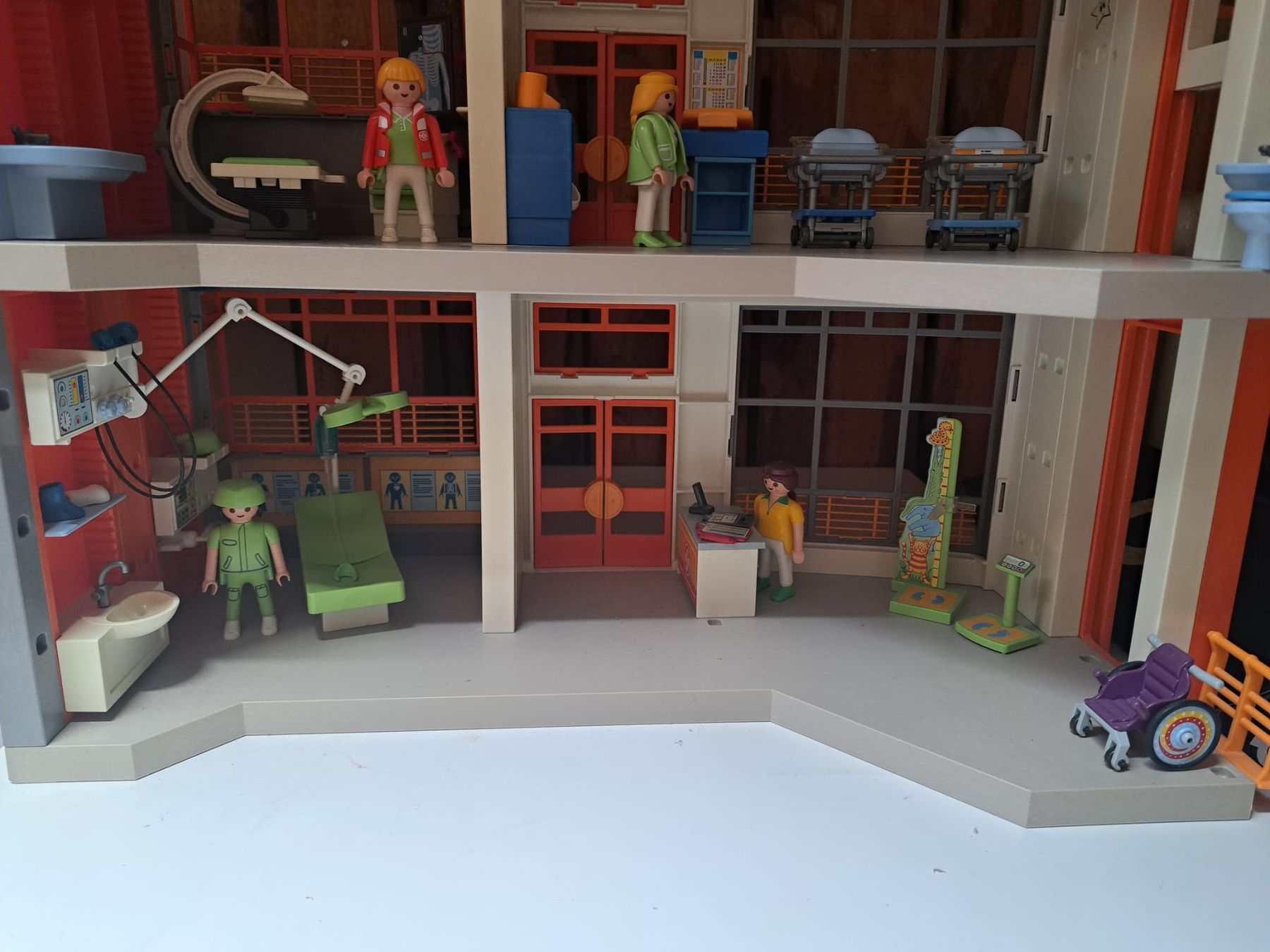 Playmobil Spielzeuge: Playmobil Krankenhaus  – Gebraucht aus Gränichen von Blt5 2
