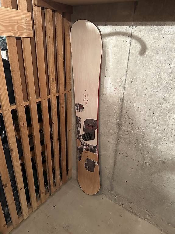 Board: Burton supermodel snowboard mit Bindungen 168cm – Usato da Zürich venduto da obu_mz55