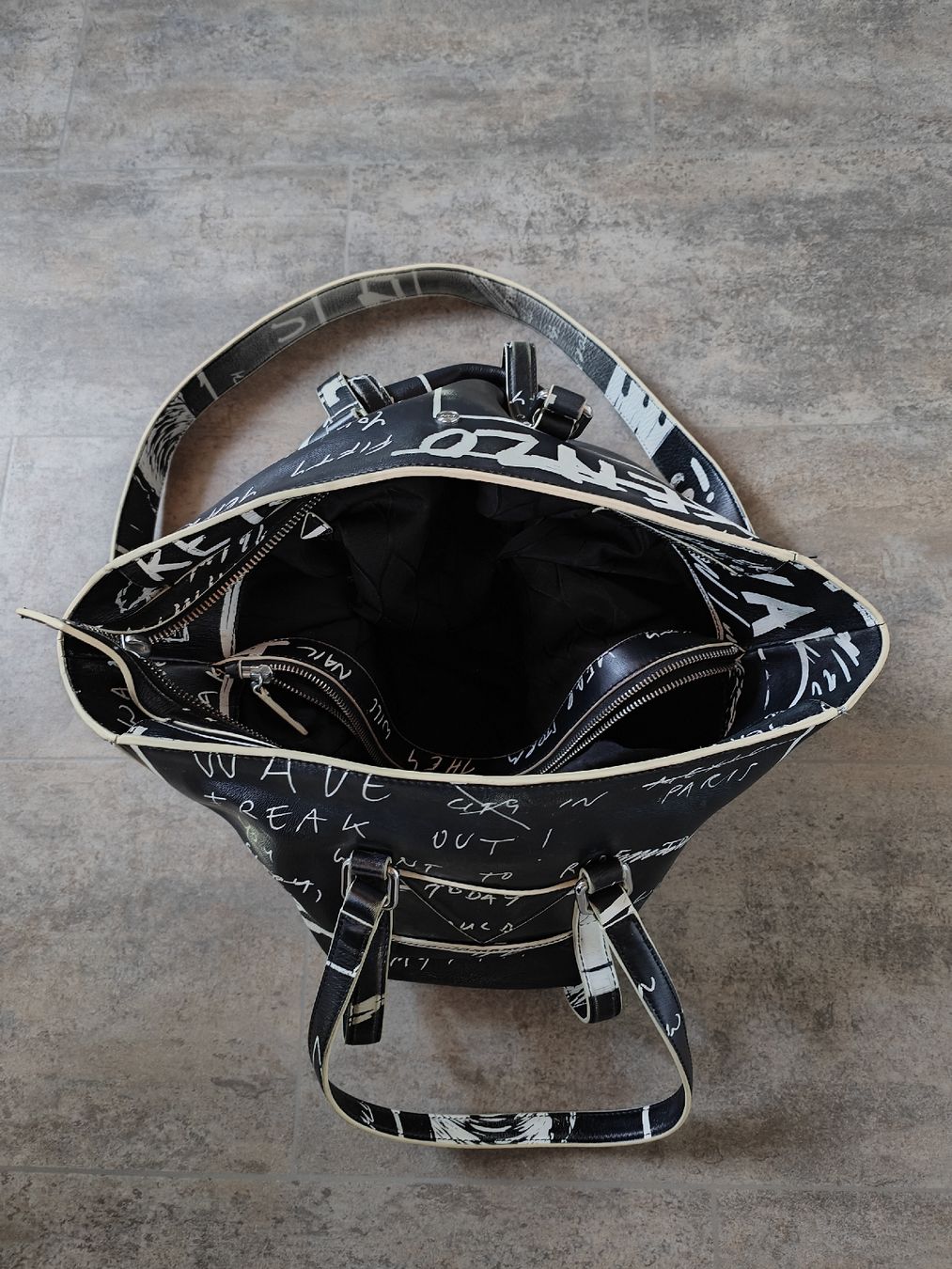 Kenzo Borse: Tasche von KENZO – Usato da Einsiedeln venduto da RaphaelSimeon 4