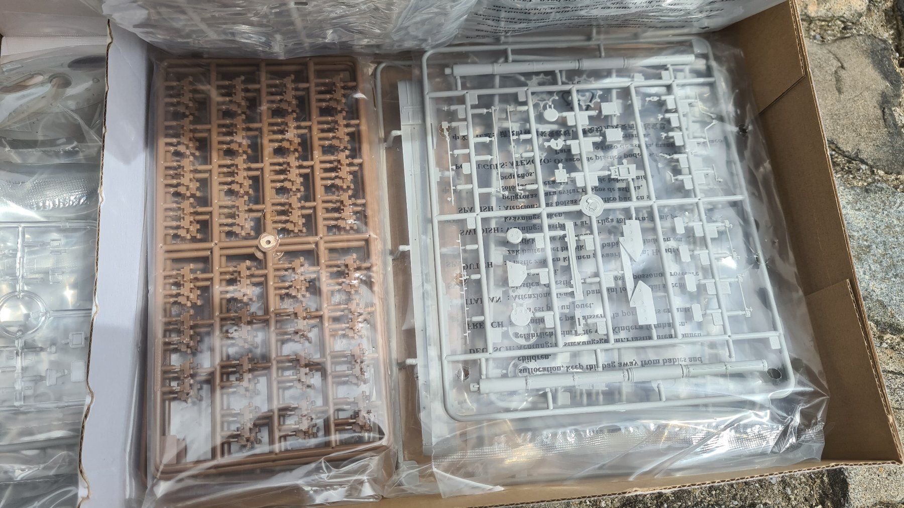 Modellbausätze & Standmodelle: 1:35 T-72 B - Trumpeter 05598 – Neu (gemäss Beschreibung) aus Bassersdorf von jackbmw 6