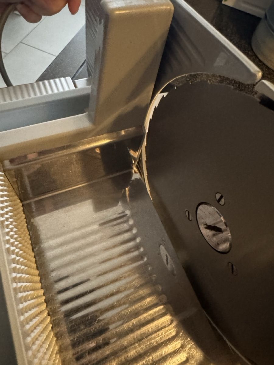 Graef Küchengeräte: Aufschnittmaschine Graef – Gebraucht aus Arlesheim von Eli_77 1