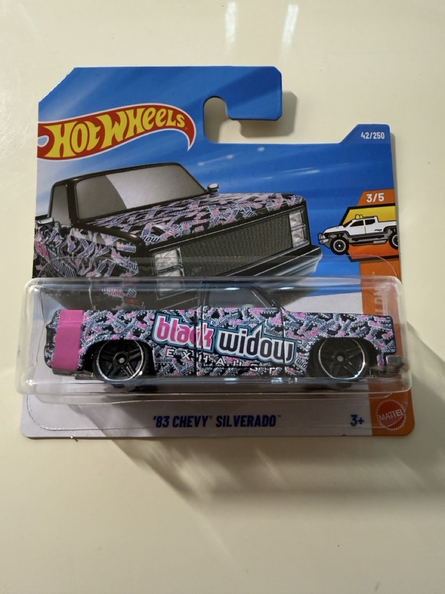 Hot Wheels Modellautos: Hot Wheels '83 Chevy Silverado - Black Widow 1:64 – Neu und originalverpackt aus Sutz von mtechcab
