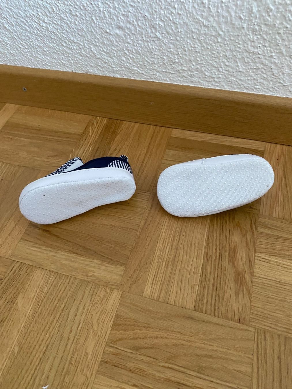 Scarpe per ragazzi: Kinder Schuhe Grösse 6-12 Monate – Usato da Zürich venduto da MaSte 3