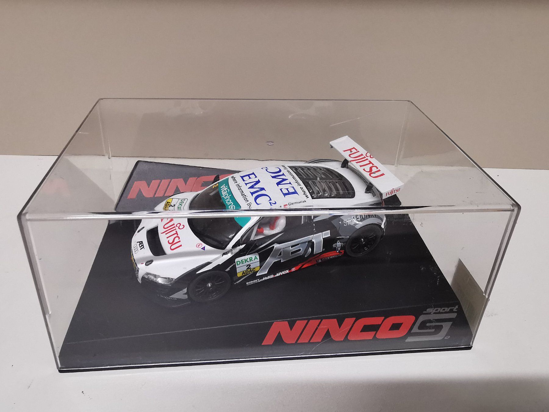 Ninco Piste: Ninco Digital Audi R8 DTM  mit Licht – Usato da Winterthur venduto da Lonpos1