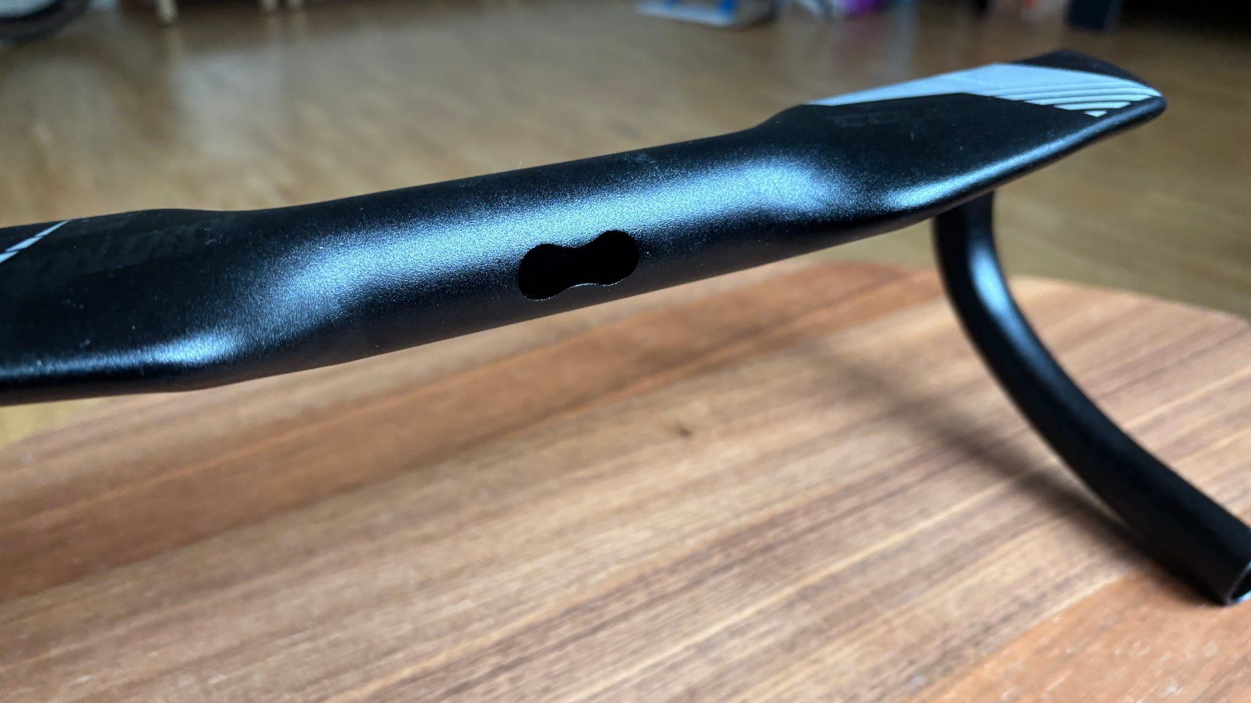 Pezzi di ricambio: Control Tech Cougar Aero Handlebar 40cm Lenkrad, Neuwertig – Usato da Zürich venduto da sza_f79y 6