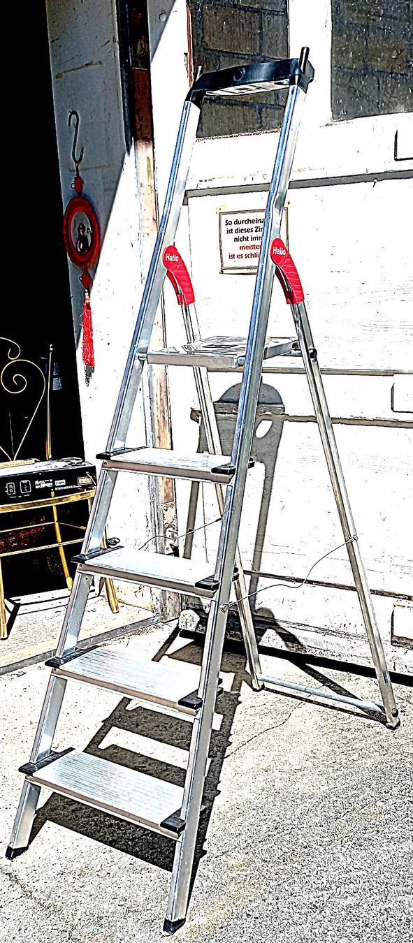 Hailo Scale: Bockleiter Hailo 5 Stufig Aluminium – Usato da Baar venduto da 2cvbaar 2
