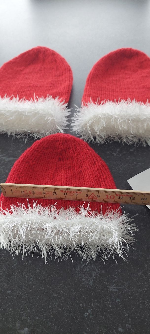 Bambole: 3Puppenweihnachtsmützen – Nuovo (secondo la descrizione) da Muri AG venduto da nindo1 3