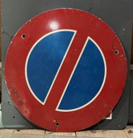 Verkehrsschild Halteverbot rund Vintage