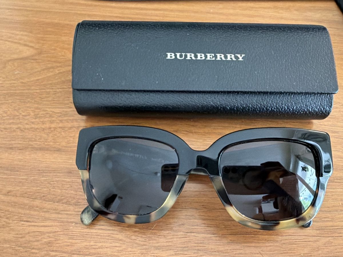 Burberry Occhiali & Lenti: Burberry Sunglasses – Usato da Bern venduto da RiaStella 2
