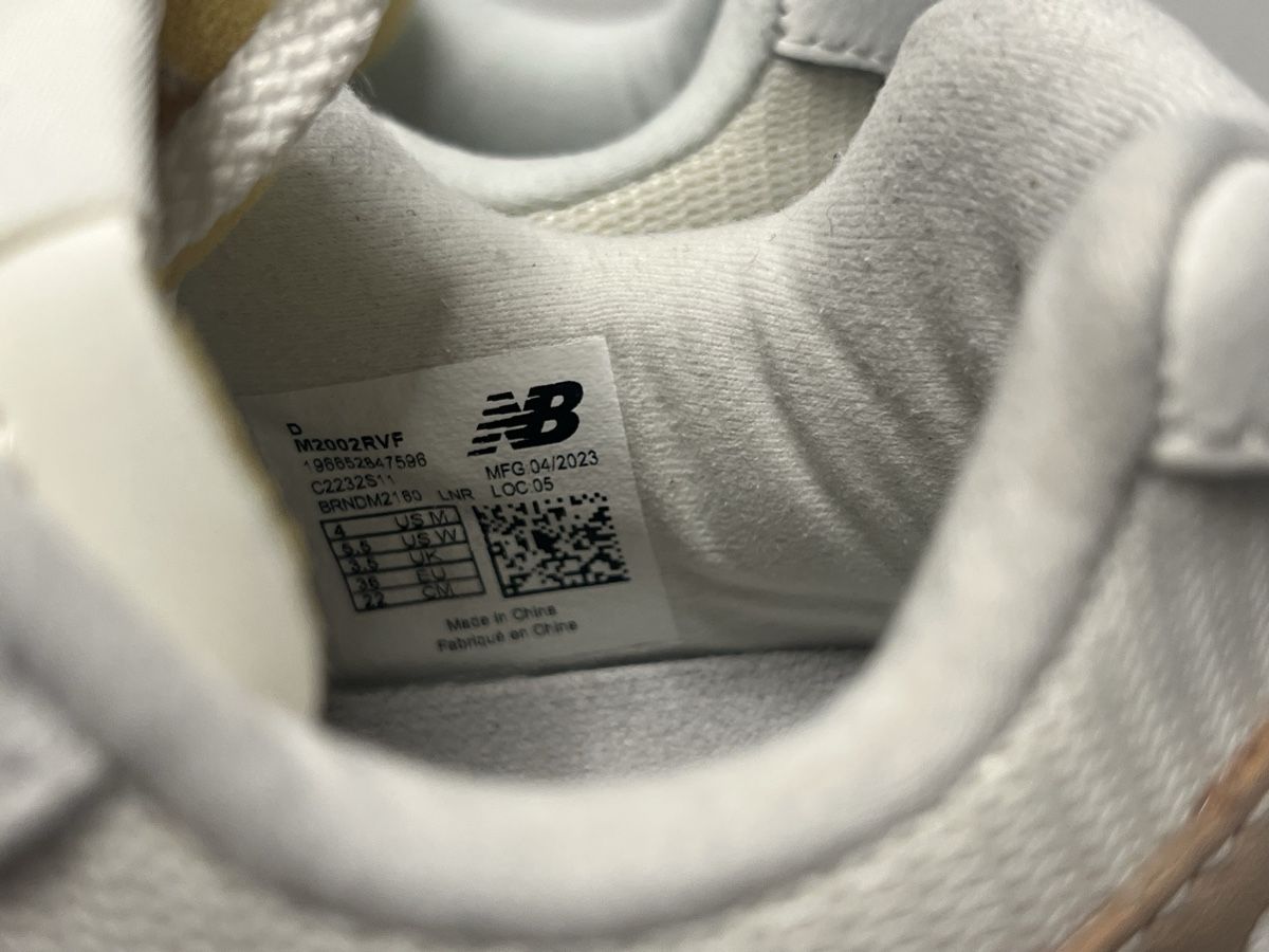 New Balance Damenschuhe: New Balance M2002 – Gebraucht aus Rheinfelden von cal_5sk2 2