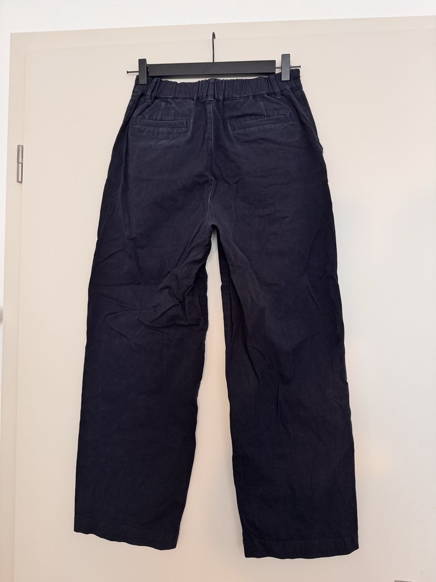 Muji Pantaloni: Muji Chino Dunkelblau – Usato da Zürich venduto da AnnaSaskia 1