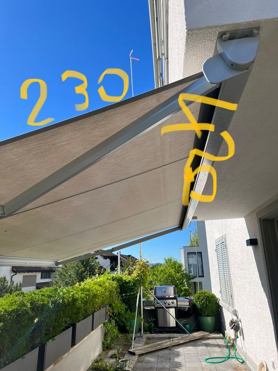 2 elektrische Markisen in modernem Grau CHF500/pro Stueck Kaufen