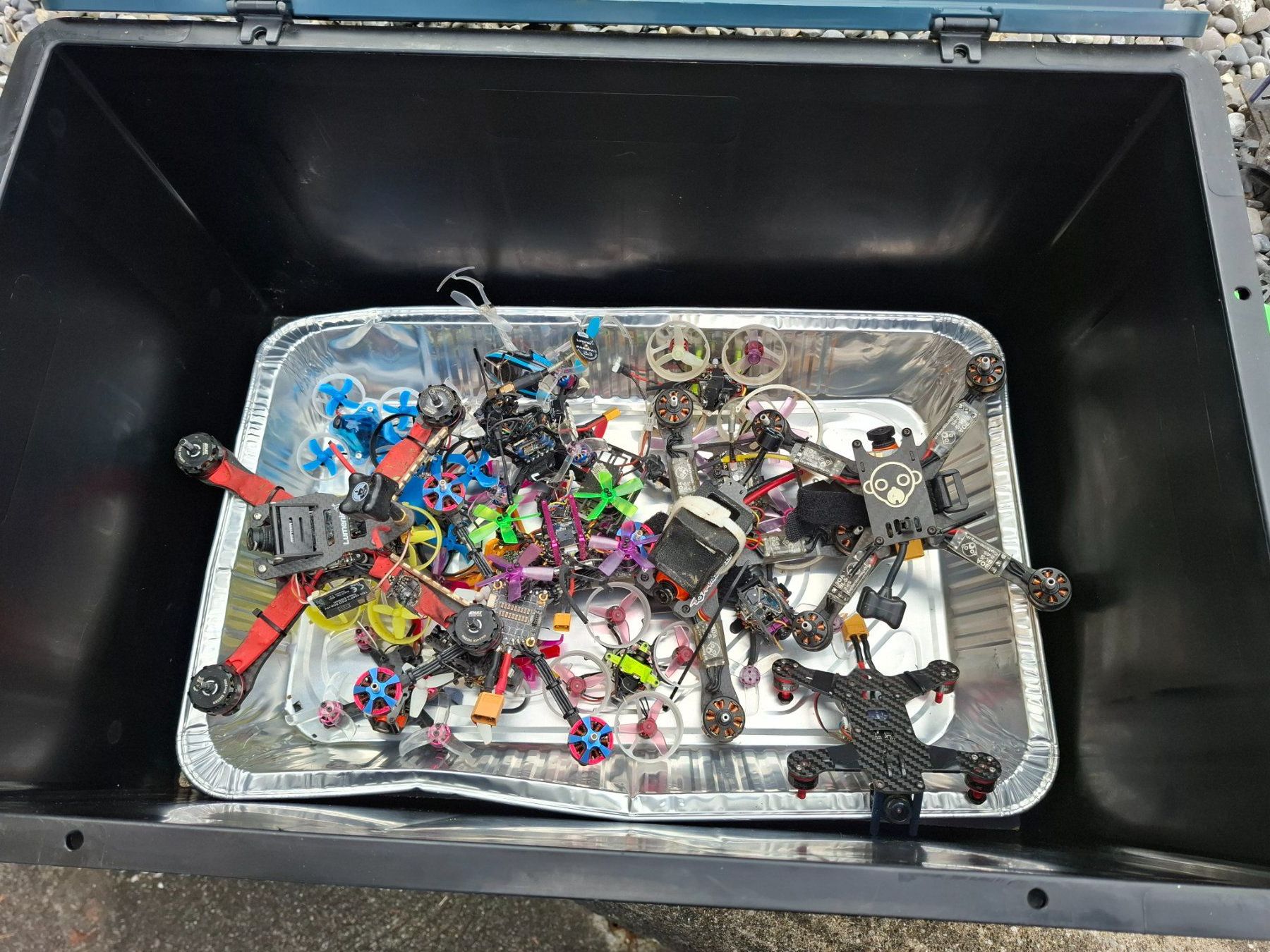 Kit di modellismo & Modellini statici: Drohnen Sammlung: Ersatzteile, Frames, Motoren etc. – Usato da Hunzenschwil venduto da Hardrock6 1