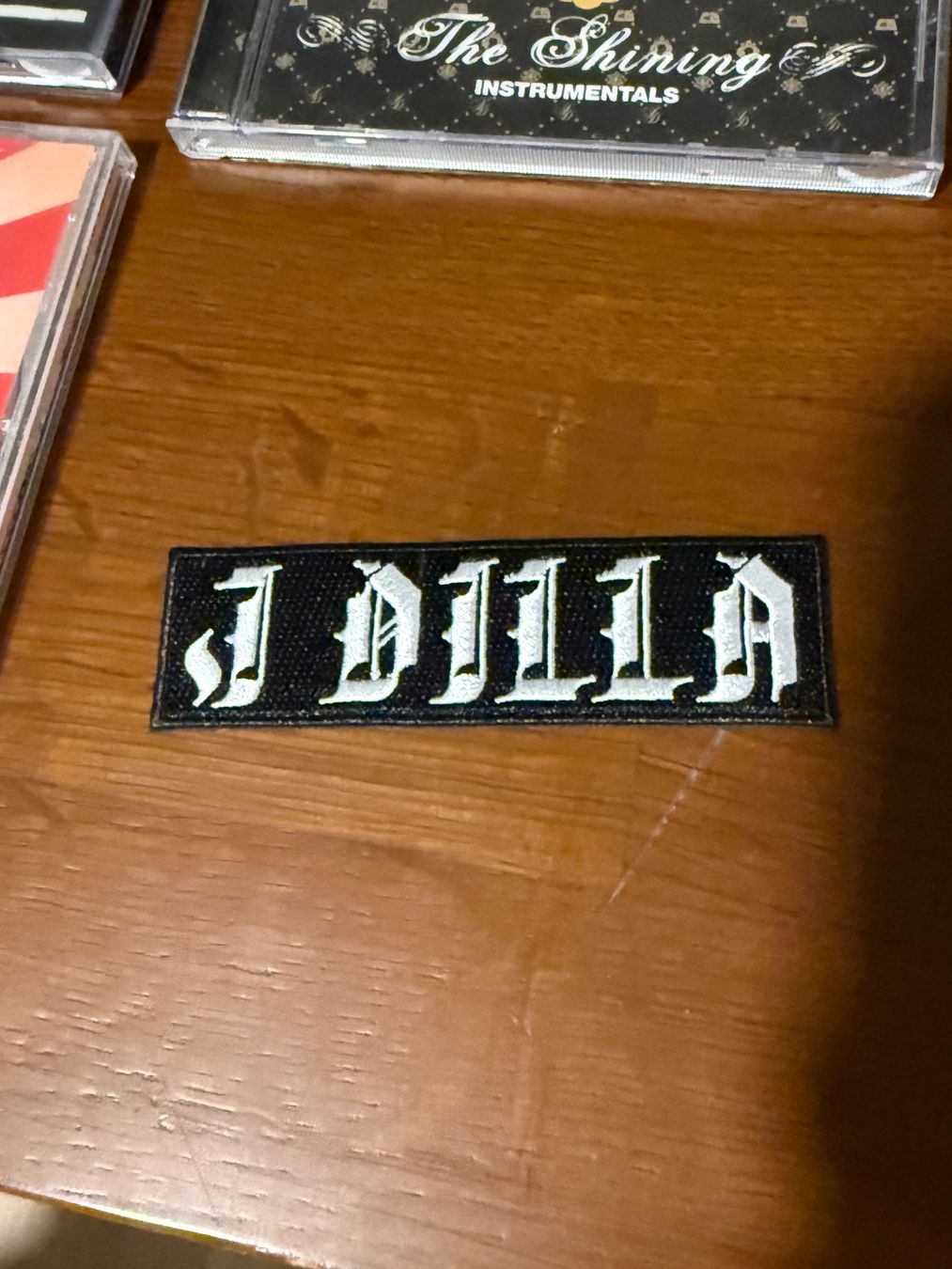 CD: Lot of 10 J Dilla CD + Patch J Dilla – Usato da Delémont venduto da cpop 3