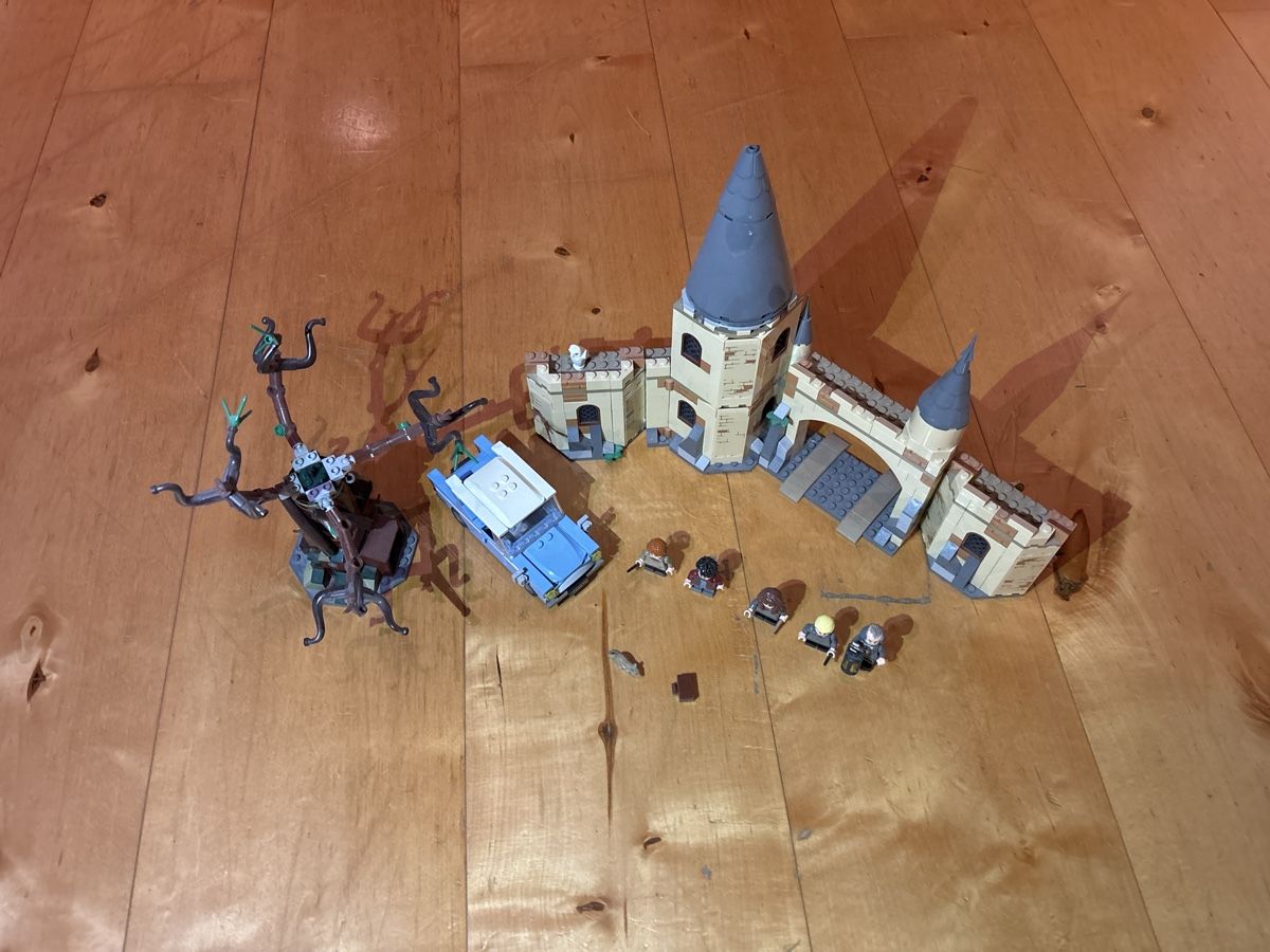 Lego Kit di costruzioni: LEGO Whomping Willow Castle Set 75953 good condition – Usato da Langenbruck venduto da Schnbe