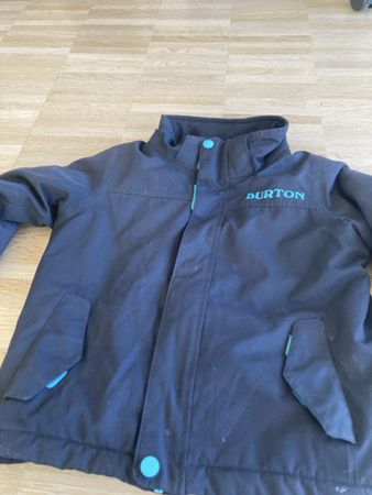 Burton winter jacket black child like new condition