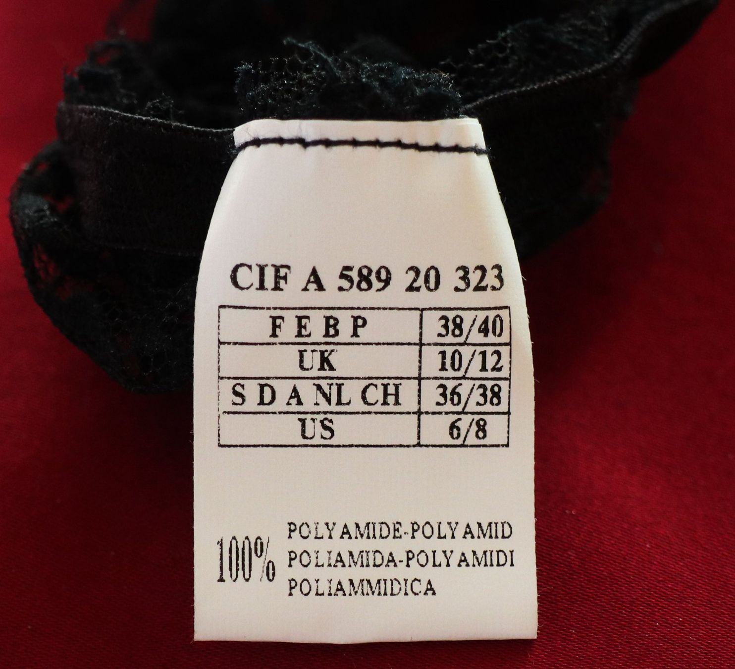 Altra biancheria intima: Body, mit modischem Neckholder. Gratis Lieferung. – Nuovo (secondo la descrizione) da Riedikon venduto da gra_r5w8 4