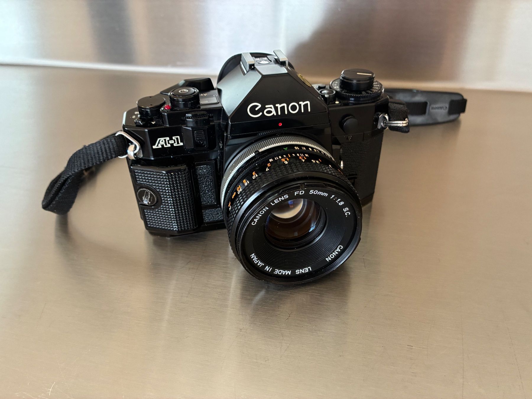 Canon Kamera: Canon A1 mit FD 50 1:1.8 S.C. – Gebraucht aus Wäldi von 1491Dominik