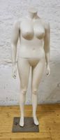 Schaufensterpuppe weiblich XL Plus Size Modell