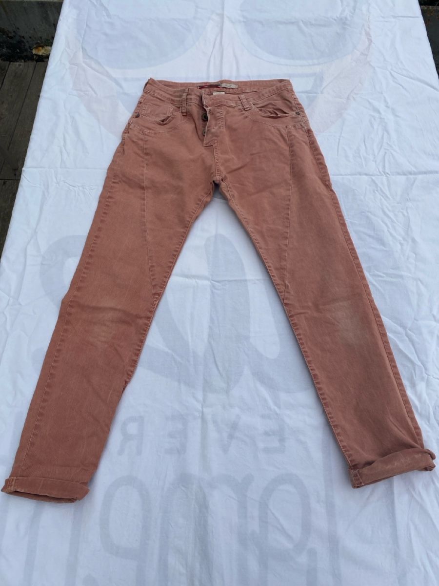 Jeans: Jeans Please small – Gebraucht aus Lonay von Ikoko