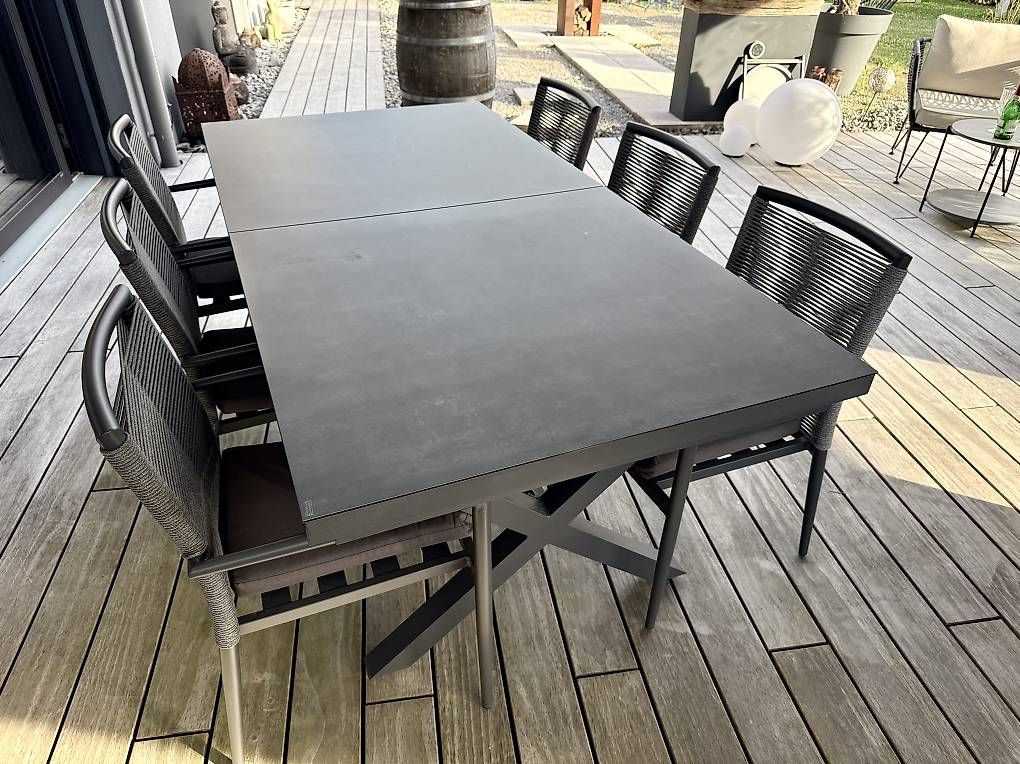 Set di tavolo e panche: Gartentisch mit 6 Stühlen – Usato da Schnottwil venduto da pacha08 2