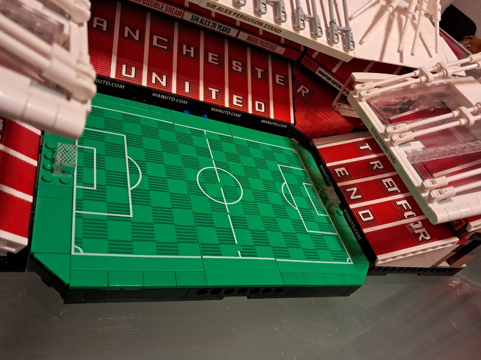 Lego Giocattoli: Lego Stadion Old Trafford 10272 – Usato da Egerkingen venduto da Pascal.FL 5