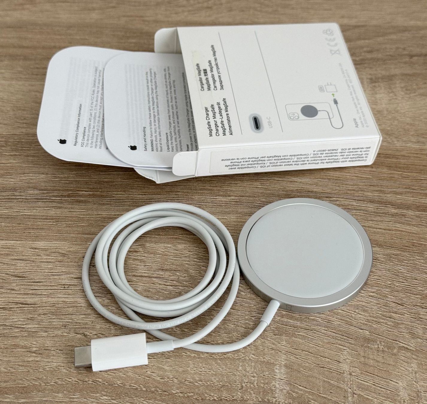 Apple Caricabatterie: Apple MagSafe Ladegerät – Nuovo e nell'imballaggio originale da Frauenkappelen venduto da HDPerle