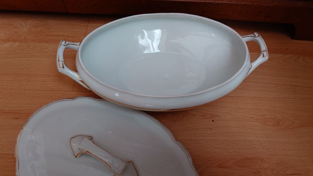Coupes: Suppenschüssel, Porzellan, Weiss/Goldrand, Vintage Stil – D'occasion à Walterswil SO par Daniela.K 2