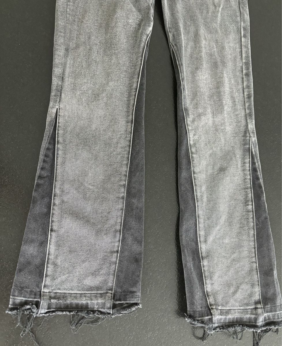 Pantaloni: Flared Jeans schwarz – Usato da Luzern venduto da Babuska_2016 1