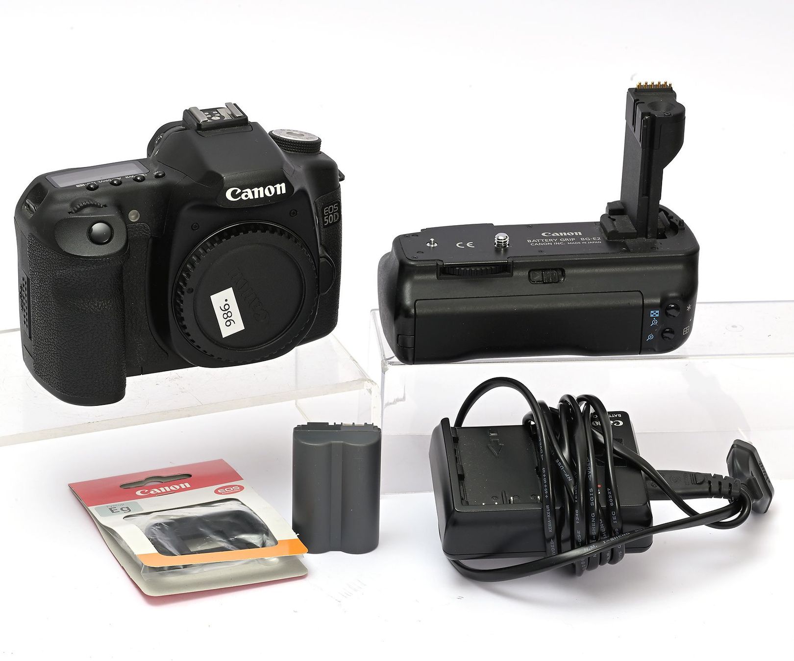 Canon Appareil photo: Canon EOS 50D, Griff, 2 Accus + Lader – D'occasion à Bubendorf par zimmers_creativteam 1