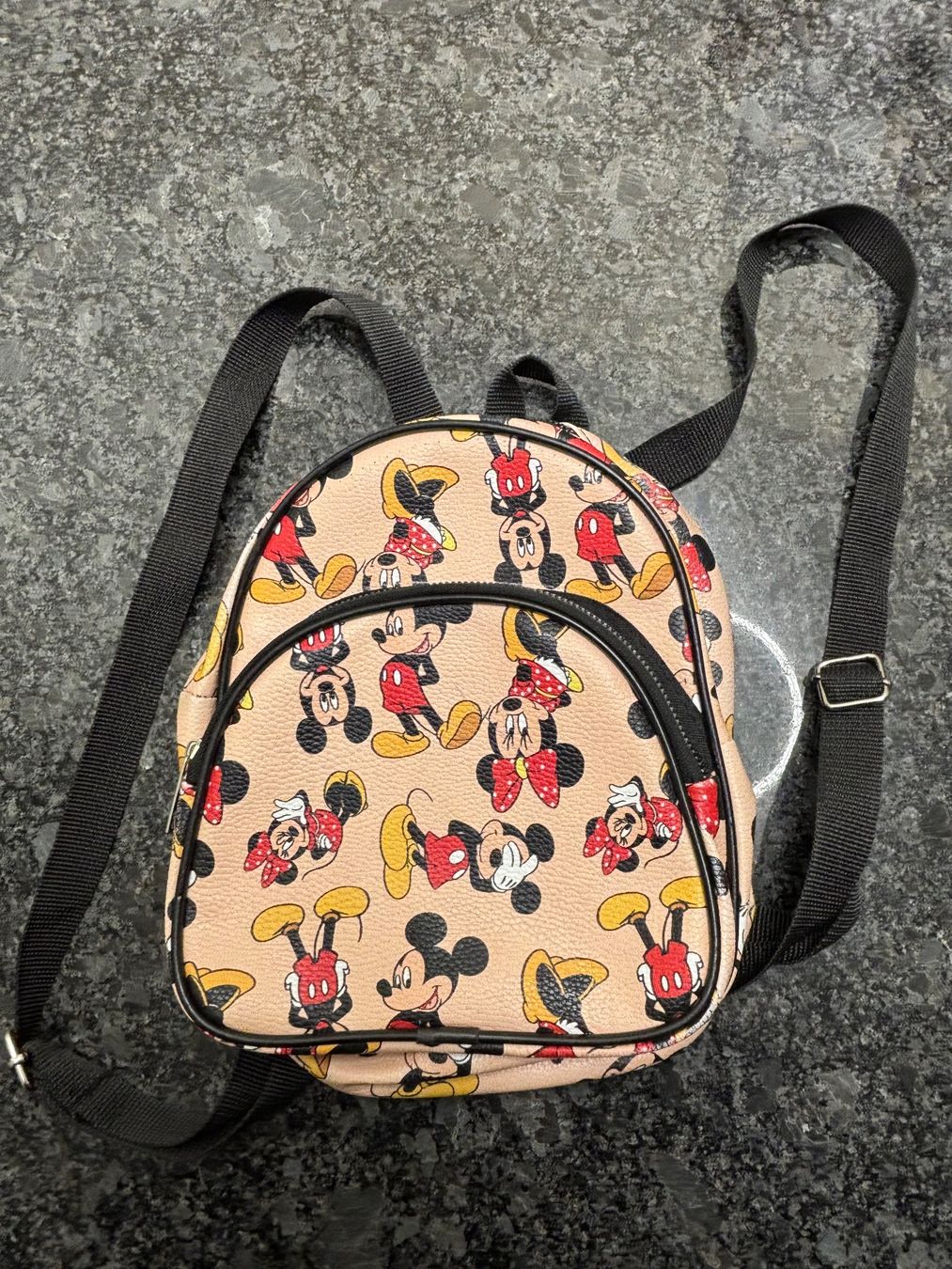 Borse & Zaini: Mini Rucksack mit Mickey Mouse – Usato da Sulz AG venduto da FantasyHouse