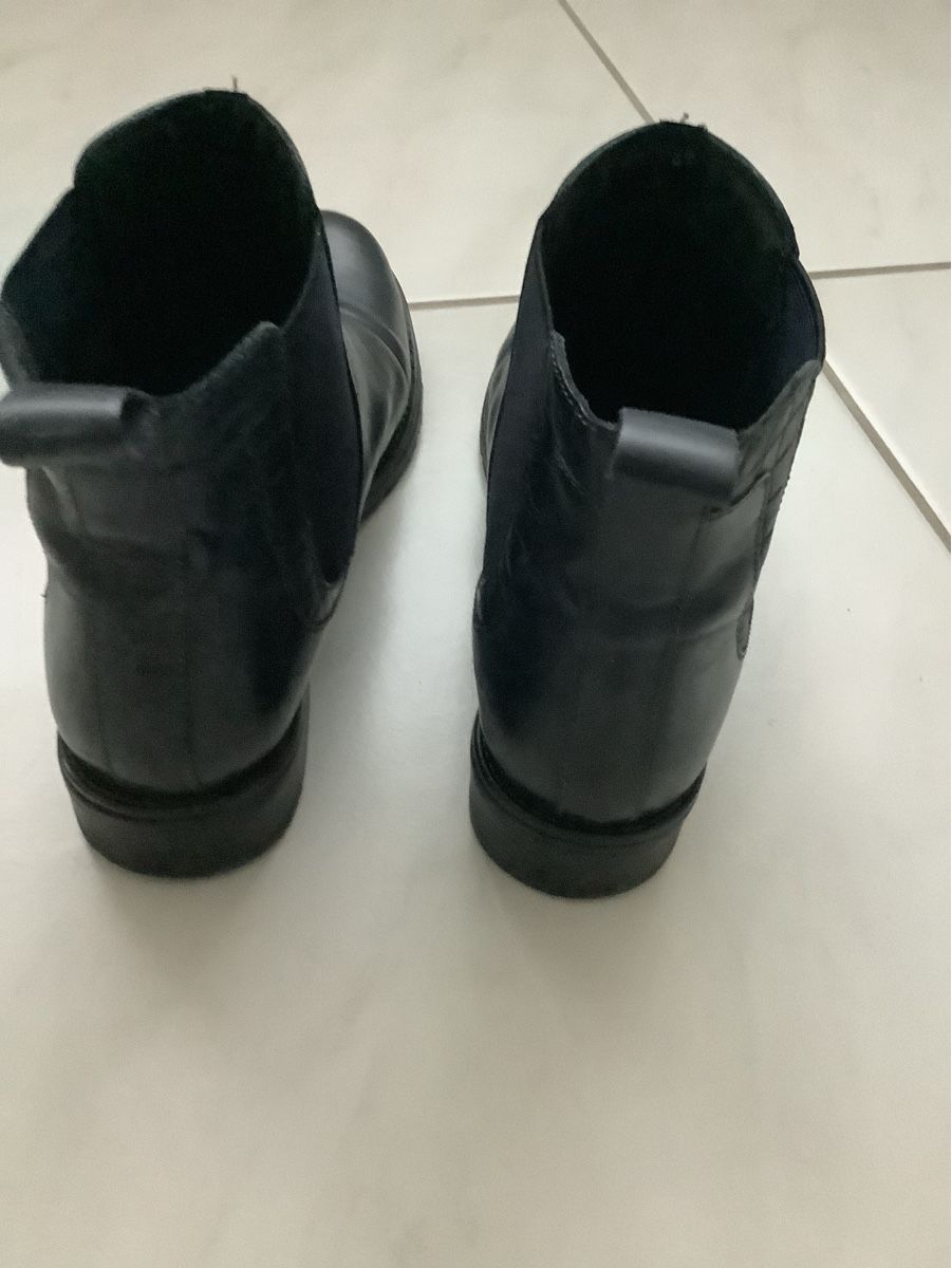 Damenschuhe: Leder Chelsea Boots Gr. 40 – Gebraucht aus Kriens von luna032 2
