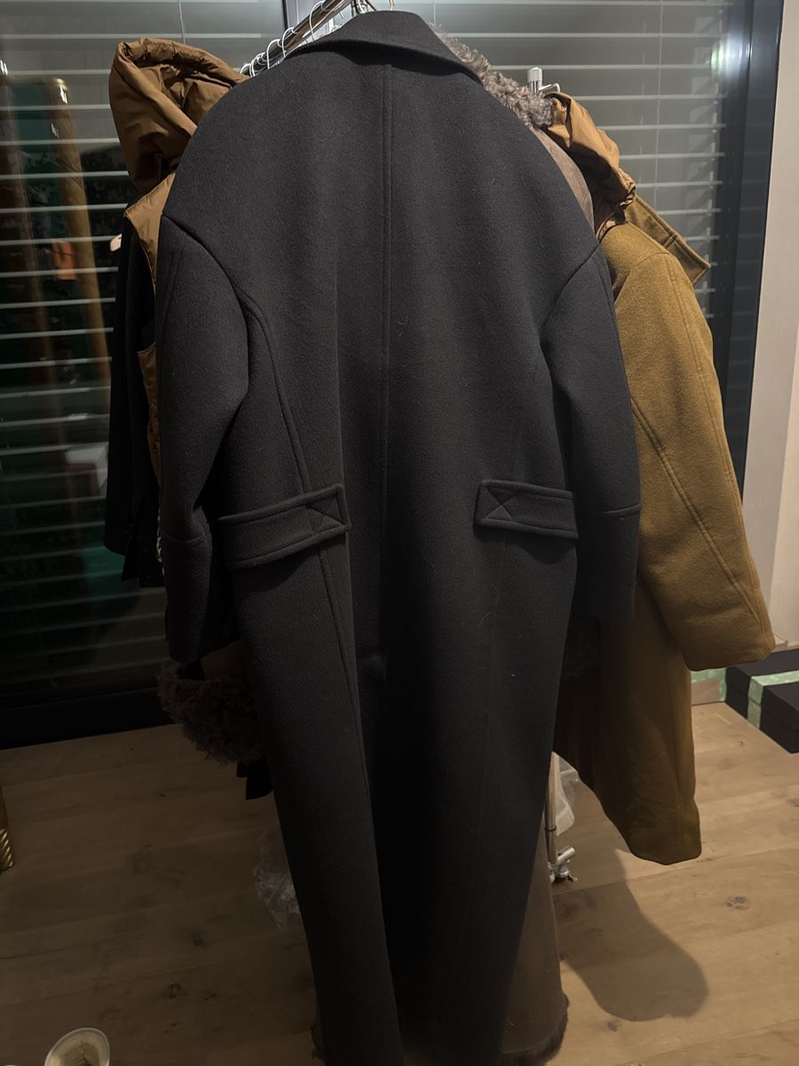 Balmain Cappotti: Balmain 	 BALMAIN Wool oversized long – Nuovo (secondo la descrizione) da Genève venduto da val_rp9x 4
