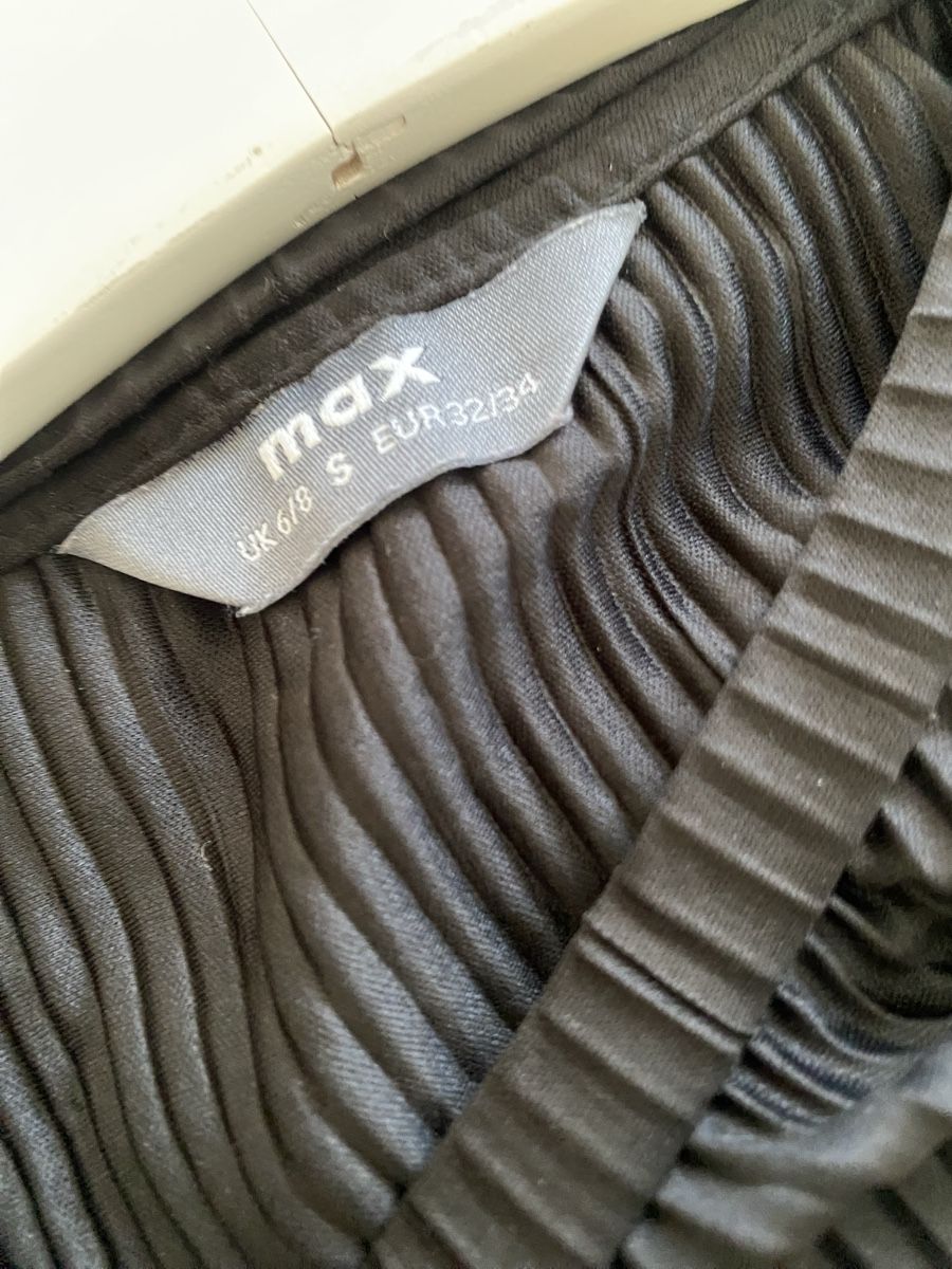 Lotti di vestiti: 6 pièces taille S – Usato da Brügg BE venduto da nou_8ht9 8