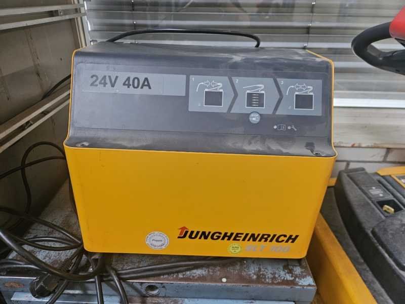 Jungheinrich Chariots à fourches & chariots élévateur: Elektrostapler Jungheinrich ERC/ERC-Z 12 – Défectueux à Wettingen par Bakana 2