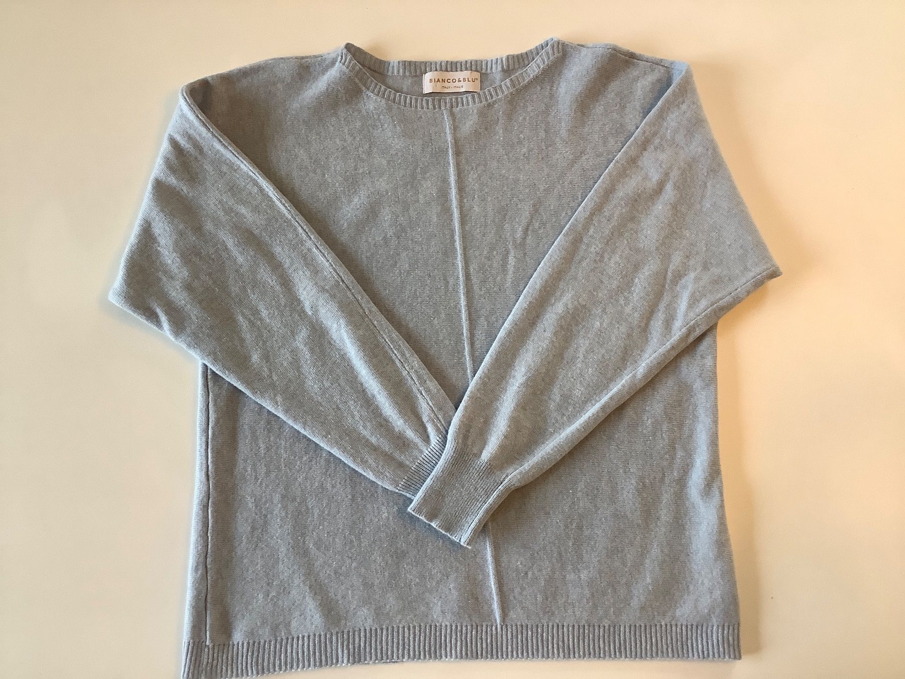 Maglioni & Felpe: Hellblauer Damen-Pulli von BIANCO&BLU aus edlen Materialien – Usato da Triesen venduto da boston7