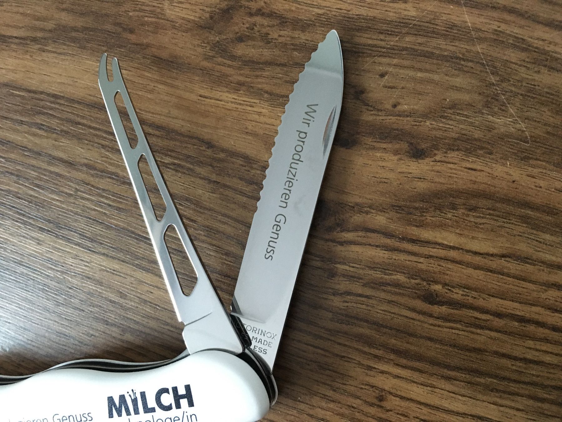 Victorinox Taschenmesser: VICTORINOX - Schweizer Käsemesser - MILCHtechnologe/in – Neu und originalverpackt aus Andwil SG von Rainboli 5