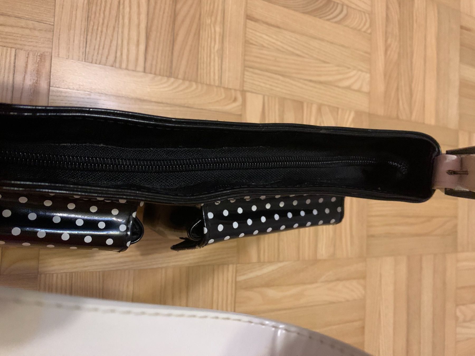 Borse da donna: Handtasche schwarz/weiss – Usato da Eschlikon TG venduto da ArtRec 3