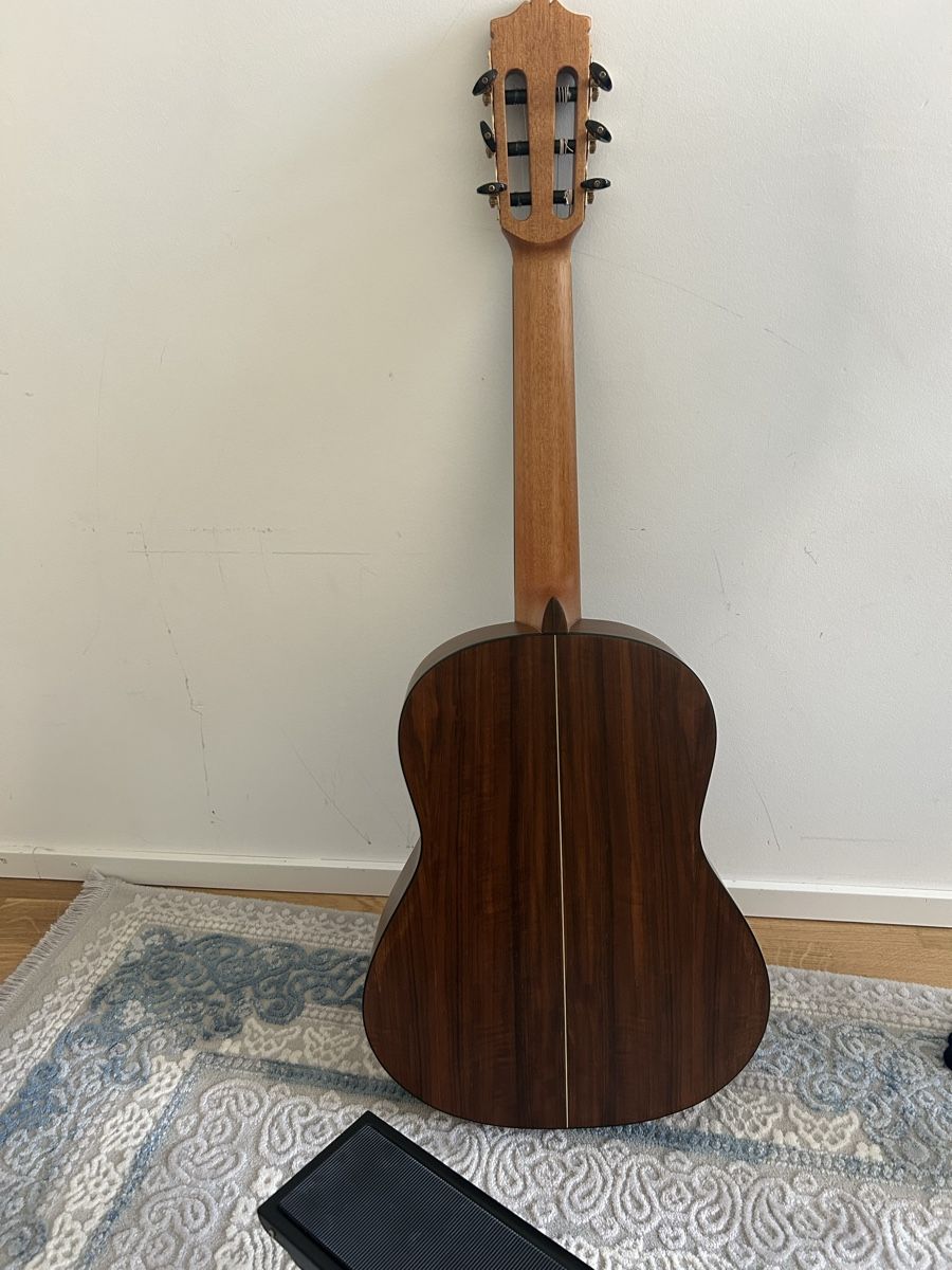 Musikinstrumente: Guitare  – Gebraucht aus bernex von bur_8d5t 1