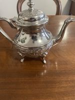 Teekanne versilbert orientalisch mit Gravur