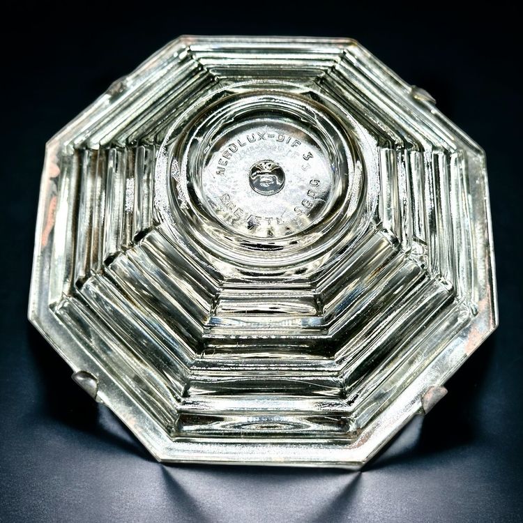 Grand Plateau Ancien En Verre Moulé Octogonal – Couleur Saumon Art Déco