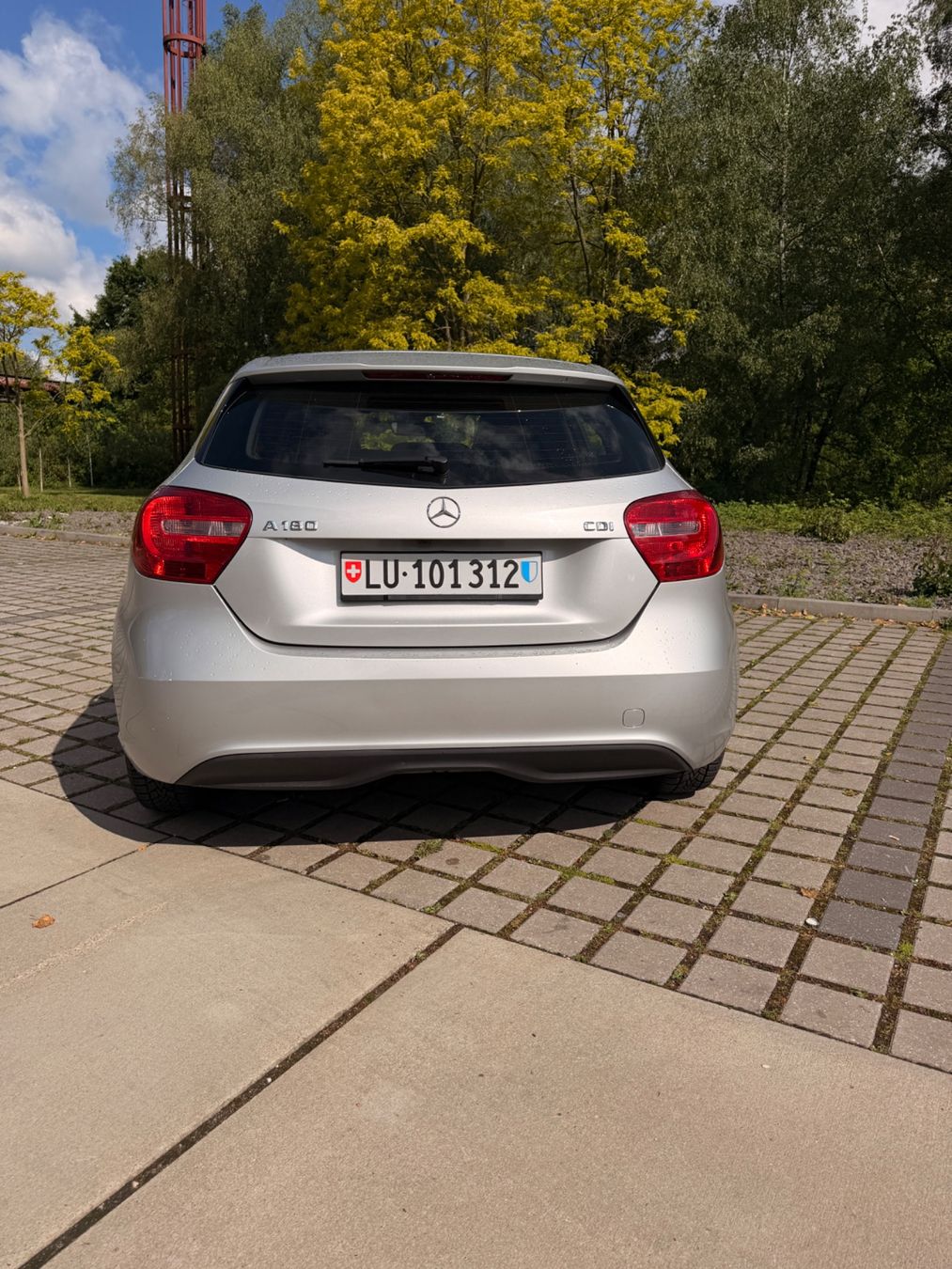 Mercedes-Benz Autos: MERCEDES-BENZ A 180 CDI BlueEfficiency – Gebraucht aus Emmen von eis_kyp8 5