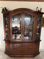 Vitrine Holz dunkel 165 cm breit 188 cm hoch gebraucht