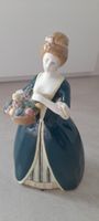 TOP ZUSTAND! Porzellan Figur Dame