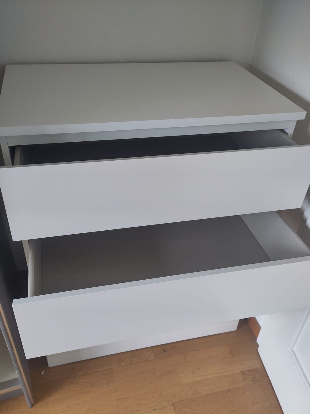 Ikea Commodes: Kommode Malm – Neuf (Voir description) à Liebefeld par Jessica333 1