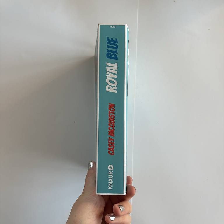 Livres: Buch: Royal Blue – Neuf avec emballage d'origine à Madiswil par Minztee 1