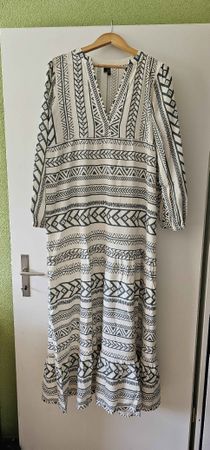 Kleid mit Ethno-Muster