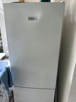 FrigeluX Kühl-Gefrierkombination/Kühlschrank mit Gefrierfach