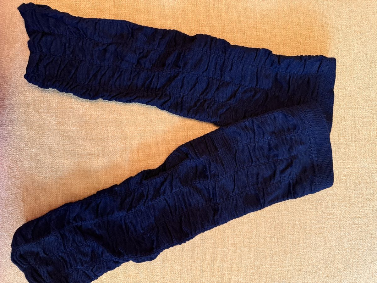 Autres vêtements & accessoires: Armstulpen – Neuf (Voir description) à Feusisberg par Mila1122 2
